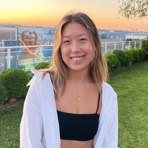 Meet your Posher, Nicole